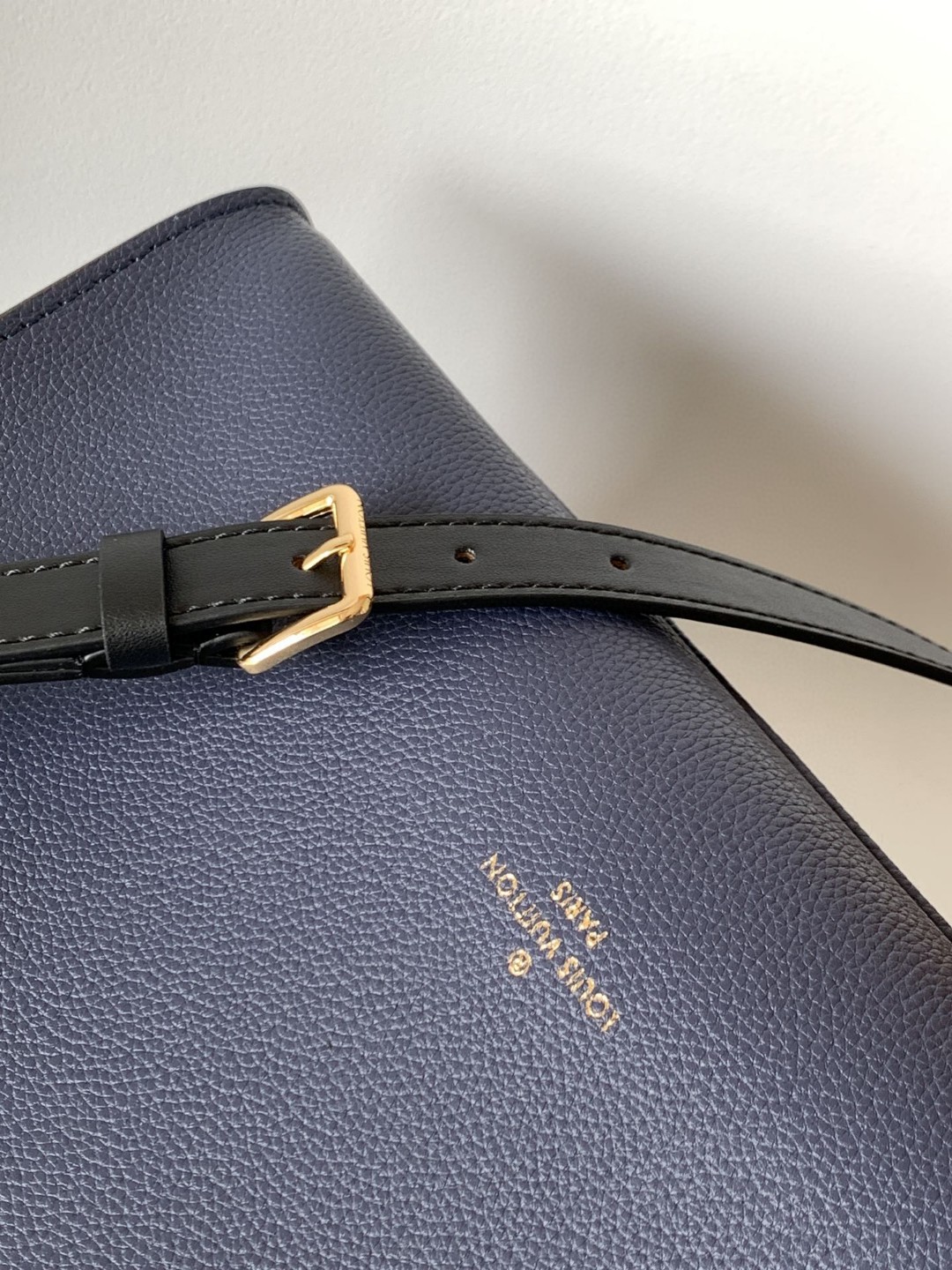 Louis Vuitton On My Side MM Tote Bag Monogram Canvas Navy Blue For Women, Women’s Handbags, Shoulder Bags 12in/31cm