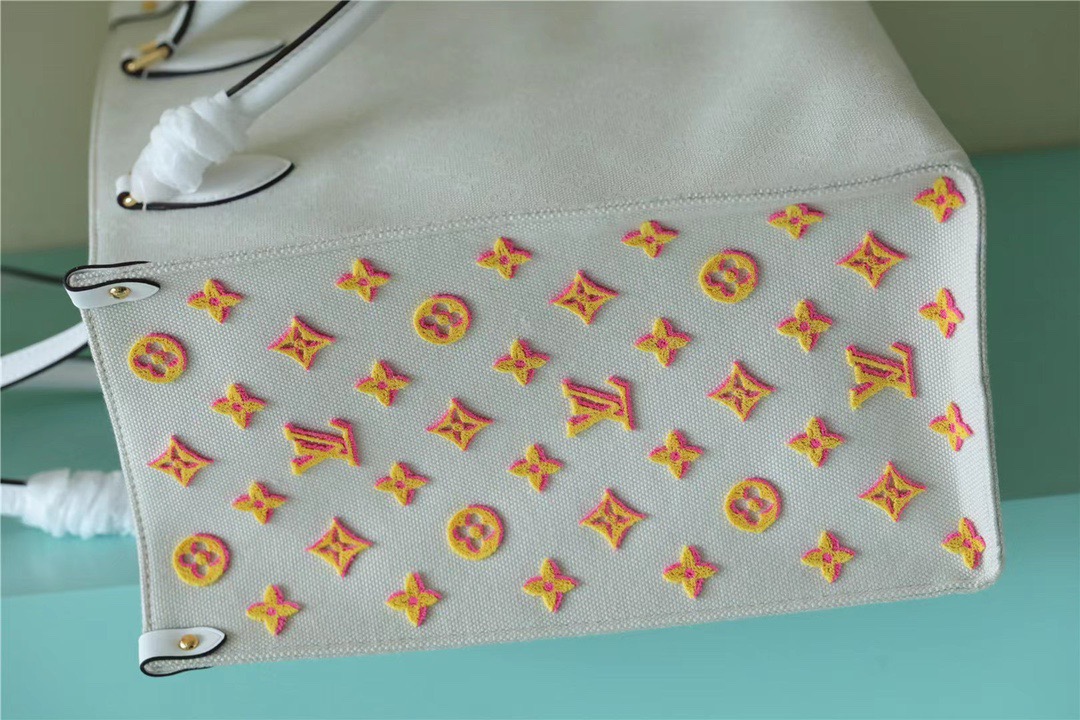 Louis Vuitton Onthego GM Monogram Giant And Raffia White/ Yellow For Women, Women’s Handbags, Shoulder And Crossbody Bags 41cm/16.1in