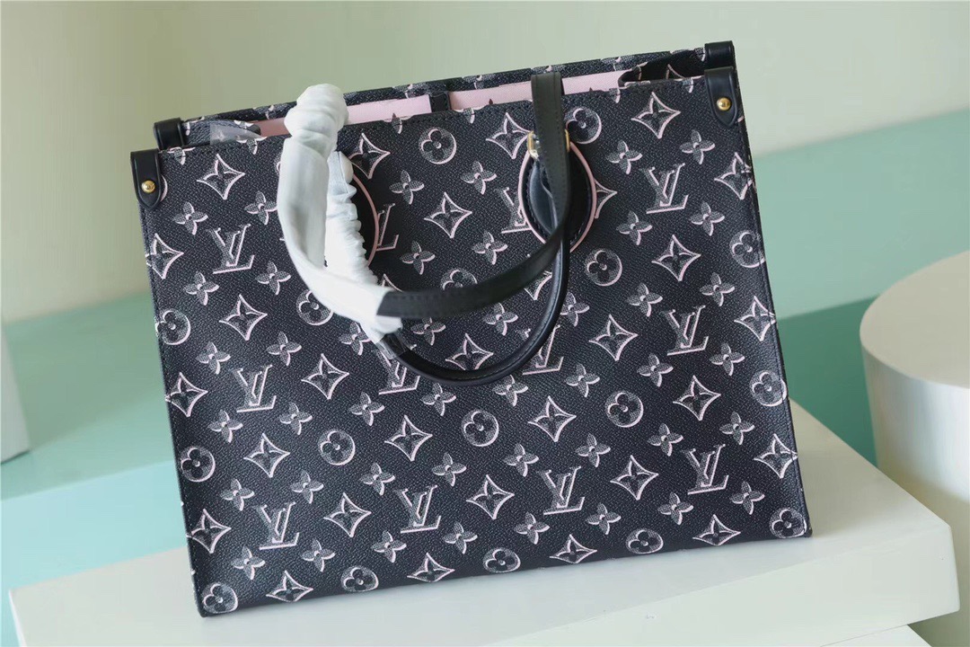 Louis Vuitton OnTheGo MM Monogram Canvas Black For Women, Women’s Handbags, Shoulder And Crossbody Bags 13.8in/35cm