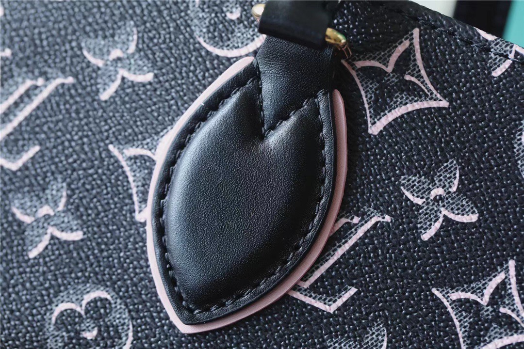 Louis Vuitton OnTheGo MM Monogram Canvas Black For Women, Women’s Handbags, Shoulder And Crossbody Bags 13.8in/35cm
