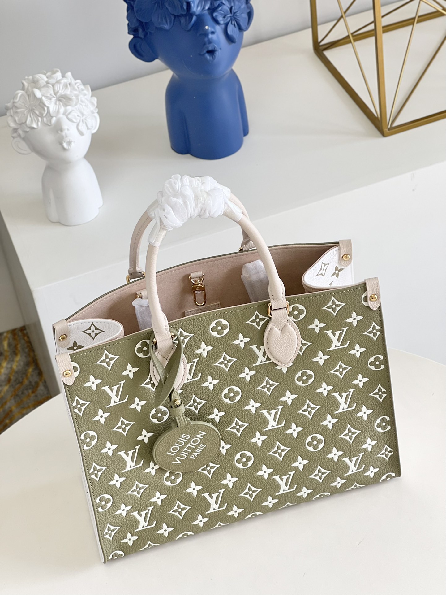 Louis Vuitton Onthego MM Monogram Empreinte Khaki Green For Women, Women’s Handbags, Tote Bags 35cm