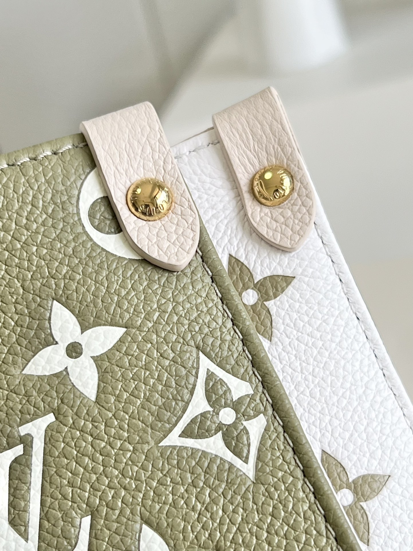 Louis Vuitton Onthego MM Monogram Empreinte Khaki Green For Women, Women’s Handbags, Tote Bags 35cm