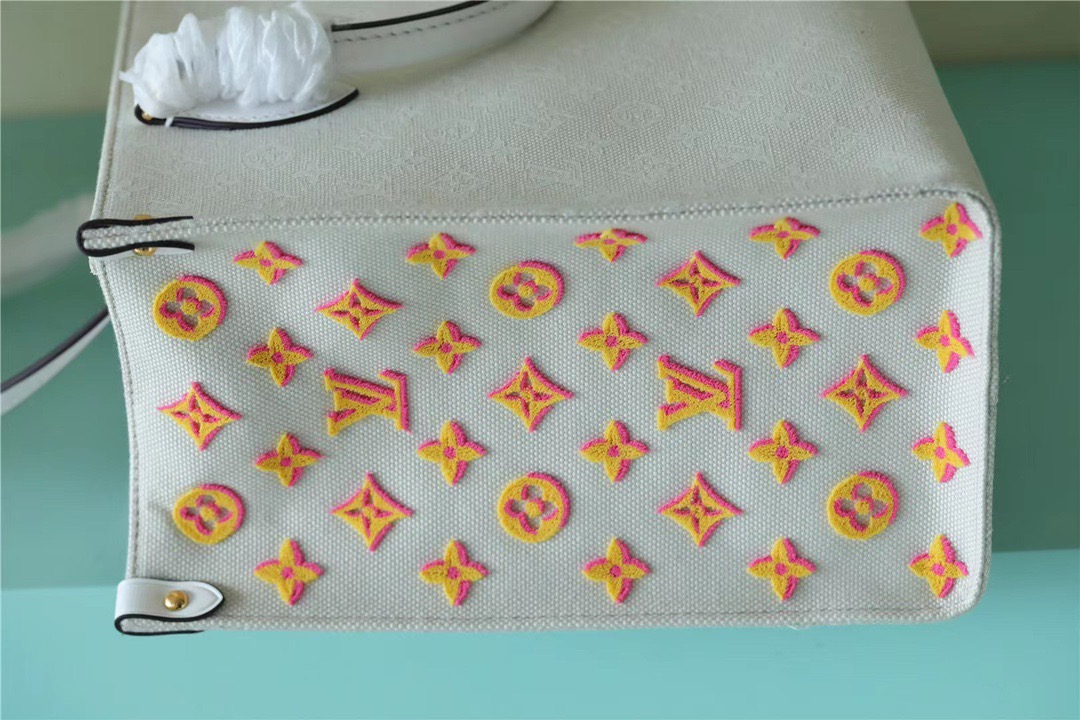 Louis Vuitton Onthego MM Monogram Giant And Raffia White/ Yellow For Women, Women’s Handbags, Shoulder And Crossbody Bags 35cm/13.8in LV 