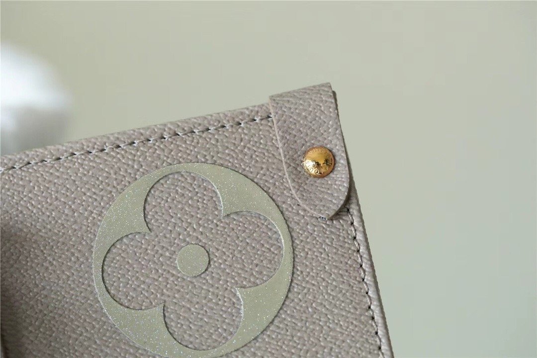 Louis Vuitton Onthego MM Tote Bag In Monogram Canvas Sunset Kaki For Women 13.8in/35cm
