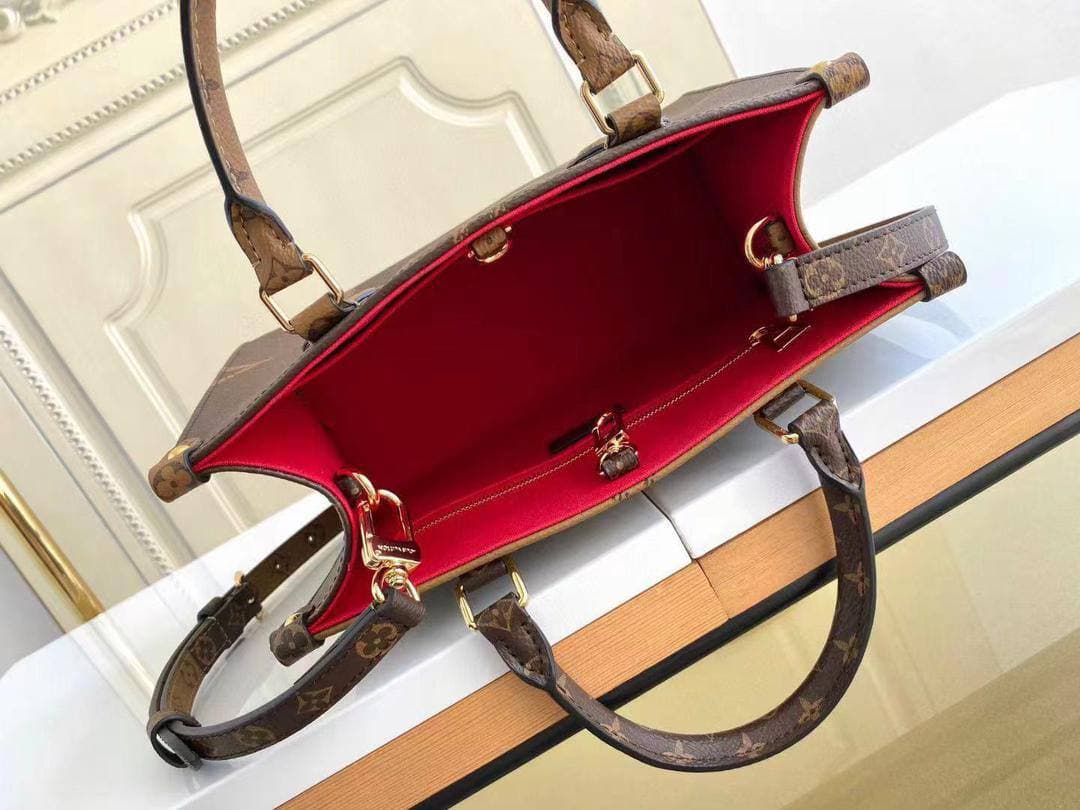 Louis Vuitton OnTheGo PM Monogram Canvas For Women, Women’s Handbags, Shoulder Bags 9.8in/25cm LV
