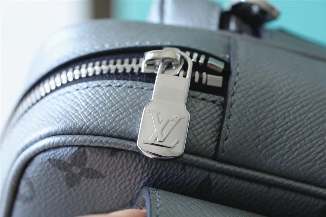 Louis Vuitton Outdoor Bumbag Monogram Canvas Grey For Men, Men’s Bags 8.3in/21cm LV