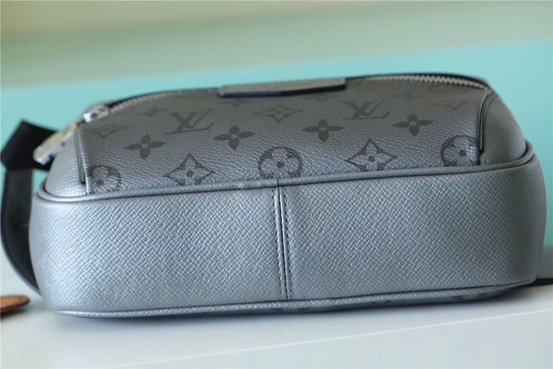 Louis Vuitton Outdoor Bumbag Monogram Canvas Grey For Men, Men’s Bags 8.3in/21cm LV