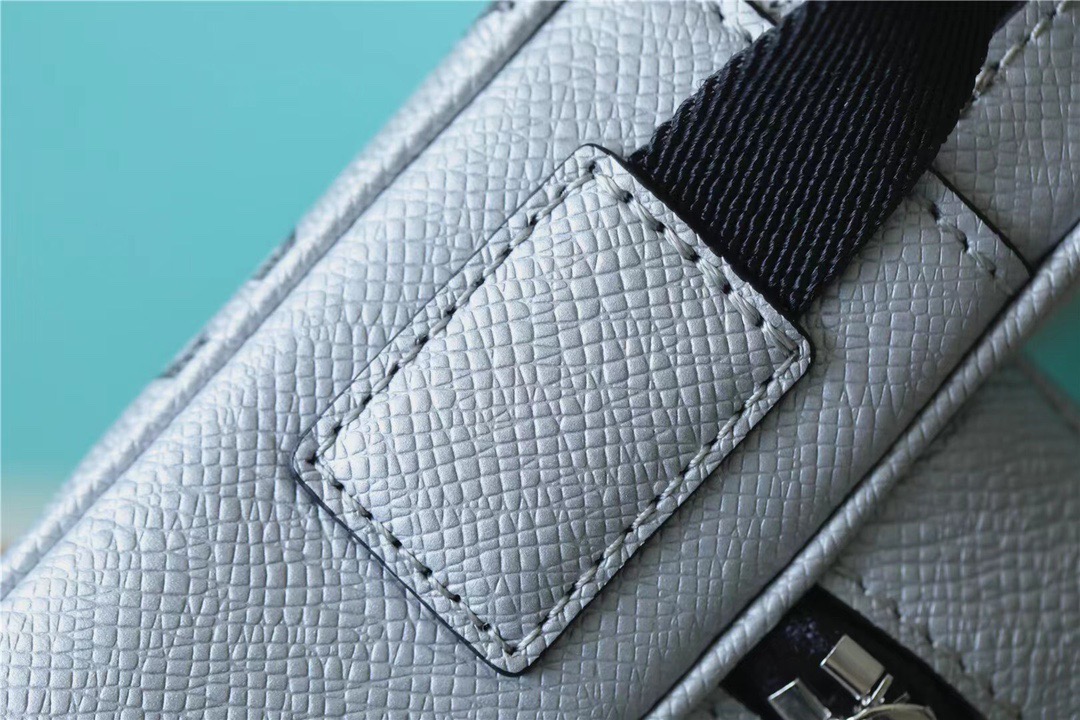 Louis Vuitton Outdoor Messenger Bag Monogram/Taiga Gunmetal Grey For Men, Men’s Bags, Shoulder And Crossbody Bags 10.2in/26cm