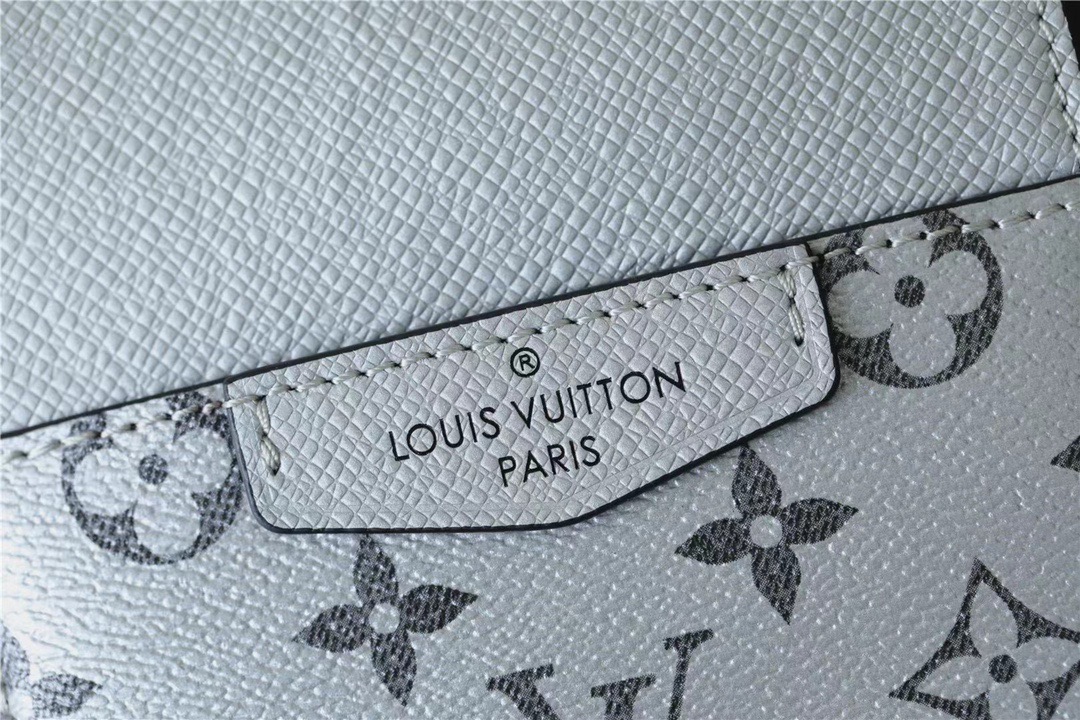 Louis Vuitton Outdoor Sling Bag Taigarama Gunmetal Gray For Men, Men’s Bags, Crossbody Bags 8.3in/21cm LV 