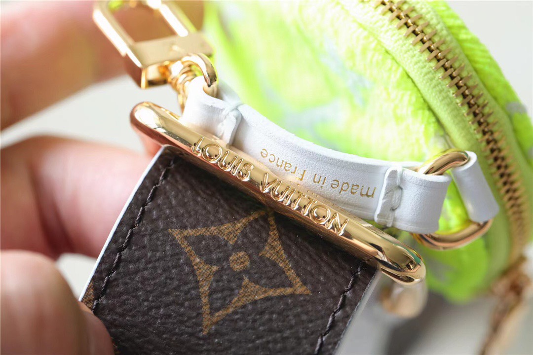 Louis Vuitton Papillon Trunk MonogramCanvas For Women, Women’s Bags, Shoulder And Crossbody Bags 7.5in/19cm