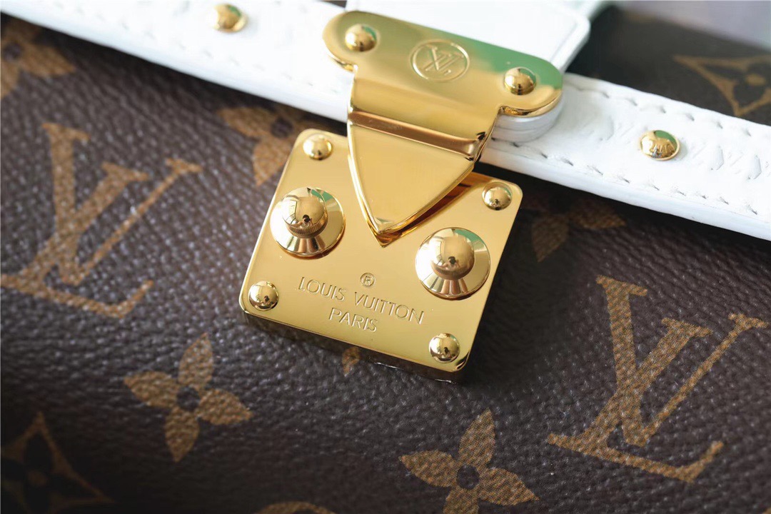 Louis Vuitton Papillon Trunk MonogramCanvas For Women, Women’s Bags, Shoulder And Crossbody Bags 7.5in/19cm