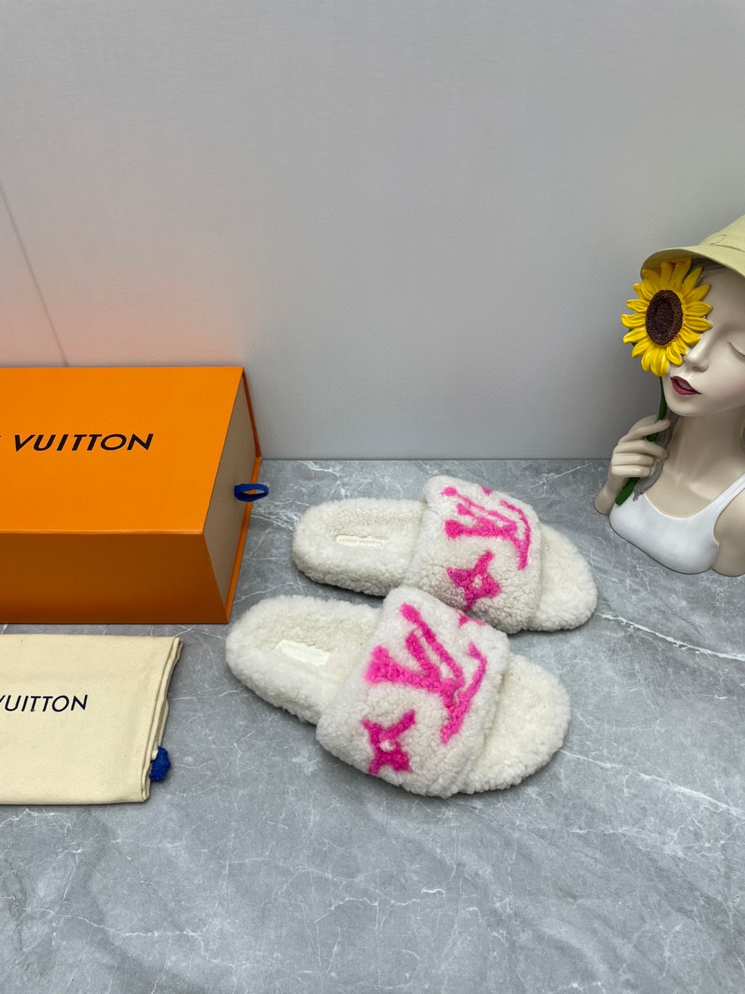 Louis Vuitton Paseo Flat Comfort Mule Pink For Women