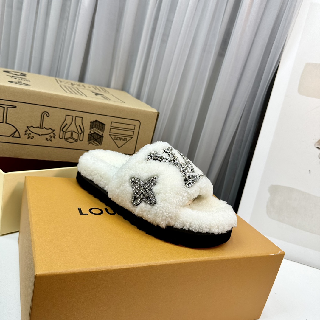Louis Vuitton Paseo Flat Comfort Mule White For Women