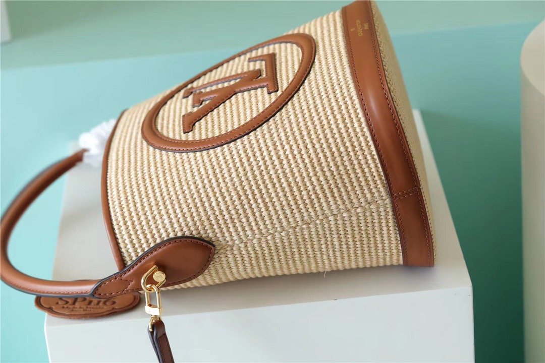 Louis Vuitton Petit Bucket Raffia Caramel Brown For Women, Women’s Bags, Shoulder And Crossbody Bags 9.4in/24cm