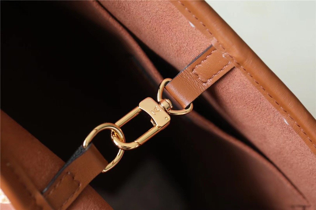 Louis Vuitton Petit Bucket Raffia Caramel Brown For Women, Women’s Bags, Shoulder And Crossbody Bags 9.4in/24cm