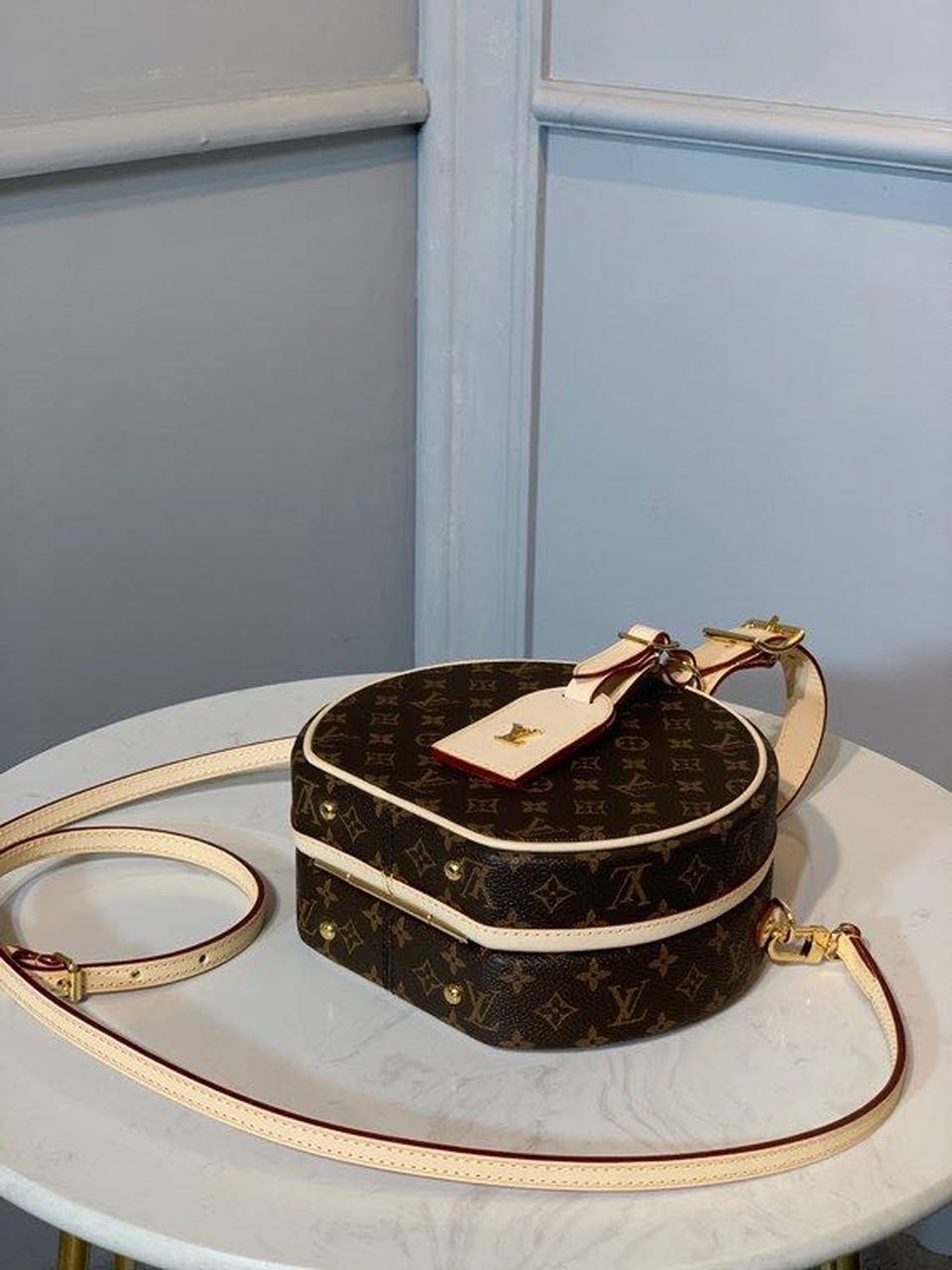 Louis Vuitton Petite Boite Chapeau Monogram Canvas For Women, Women’s Handbags, Shoulder And Crossbody Bags 6.9in/17.5cm