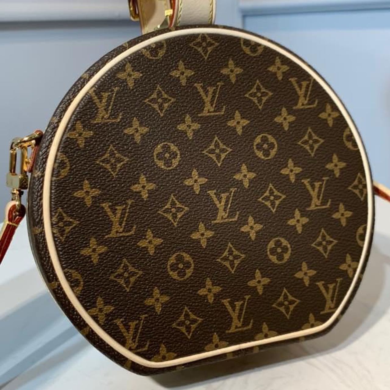 Louis Vuitton Petite Boite Chapeau Monogram Canvas For Women, Women’s Handbags, Shoulder And Crossbody Bags 6.9in/17.5cm