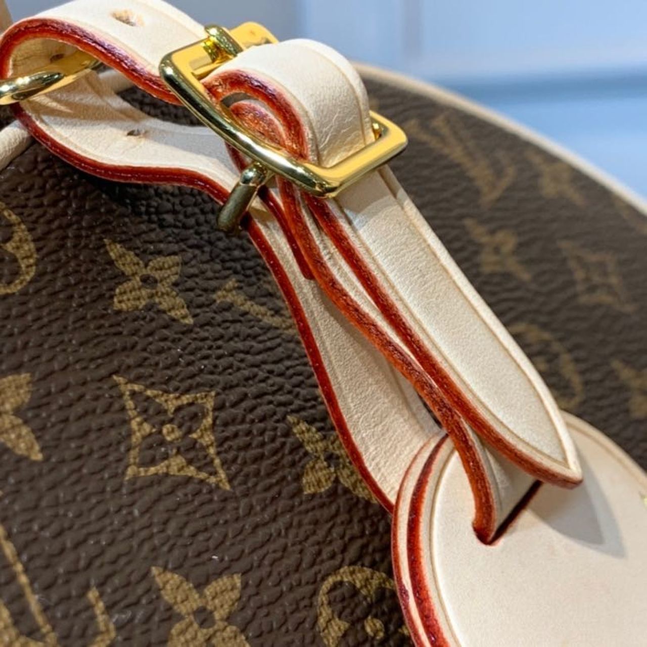 Louis Vuitton Petite Boite Chapeau Monogram Canvas For Women, Women’s Handbags, Shoulder And Crossbody Bags 6.9in/17.5cm