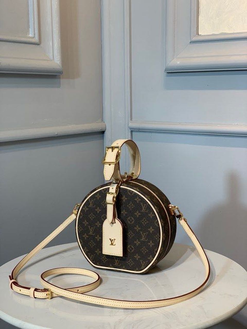 Louis Vuitton Petite Boite Chapeau Monogram Canvas For Women, Women’s Handbags, Shoulder And Crossbody Bags 6.9in/17.5cm