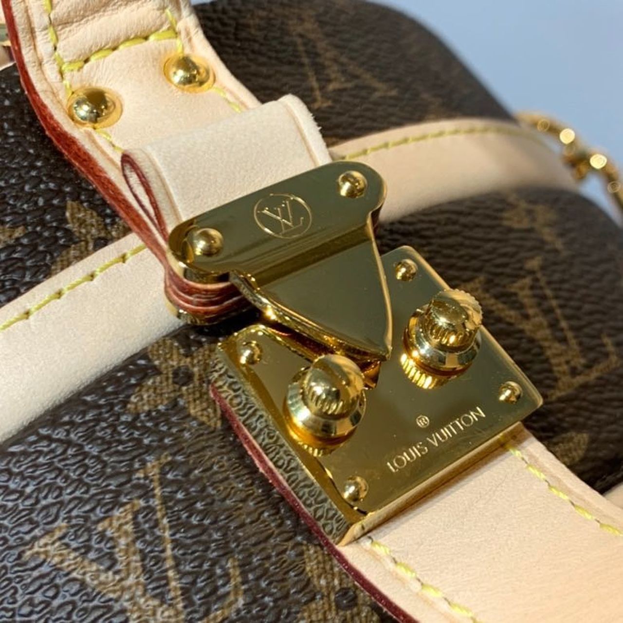 Louis Vuitton Petite Boite Chapeau Monogram Canvas For Women, Women’s Handbags, Shoulder And Crossbody Bags 6.9in/17.5cm