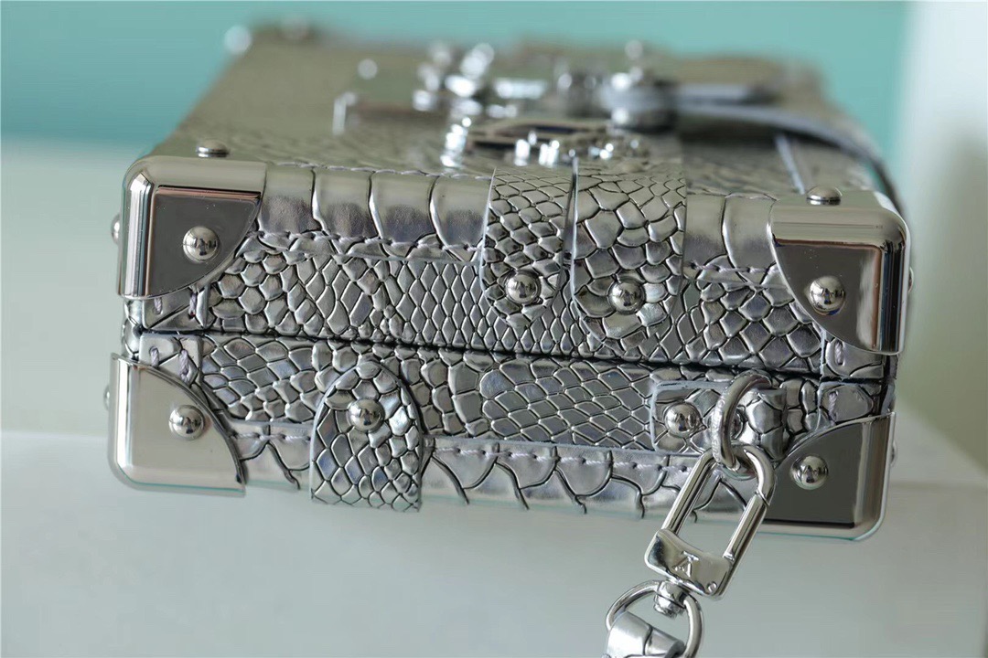 Louis Vuitton Petite Malle High Shiny Alligator Silver For Women, Women’s Handbags, Shoulder And Crossbody Bags 7.9in/20cm LV 