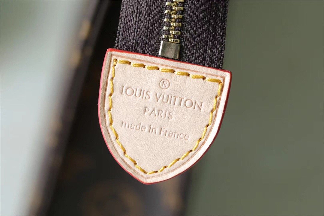 Louis Vuitton Pochette Double Monogram Canvas For Women, Women’s Bags, Shoulder And Crossbody Bags 10.2in/26cm LV