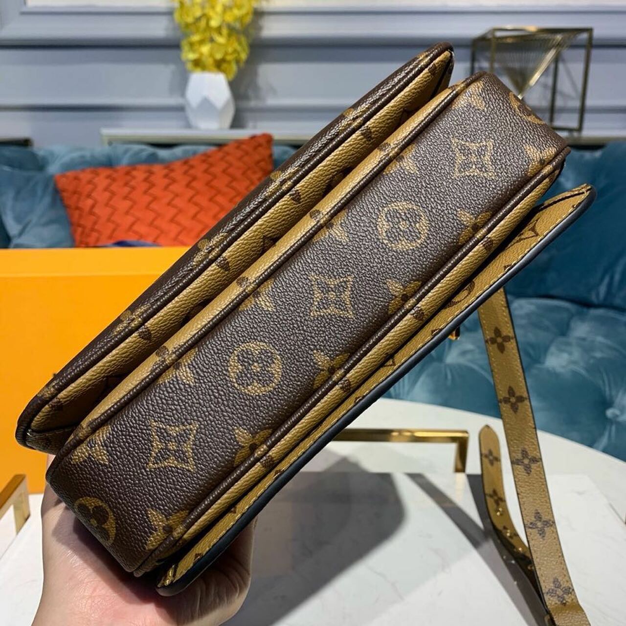 Louis Vuitton Pochette Metis Monogram Reverse Canvas For Women, Women’s Handbags, Shoulder And Crossbody Bags 9.8in/25cm