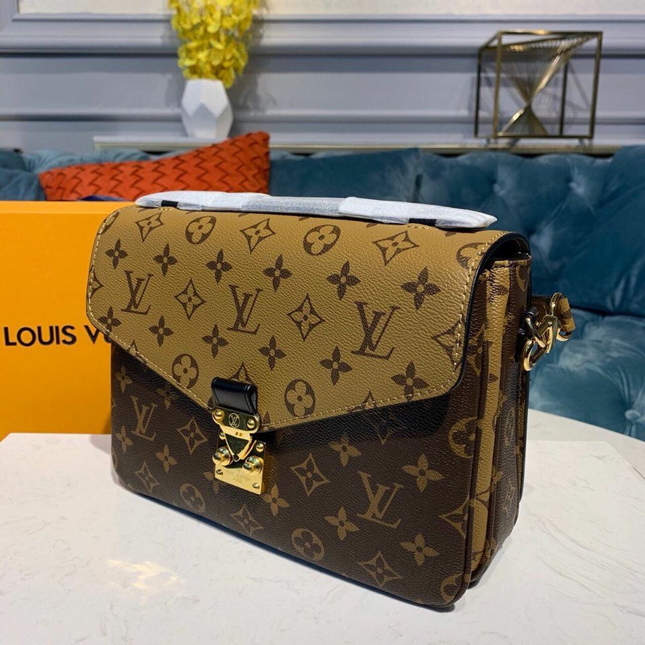 Louis Vuitton Pochette Metis Monogram Reverse Canvas For Women, Women’s Handbags, Shoulder And Crossbody Bags 9.8in/25cm