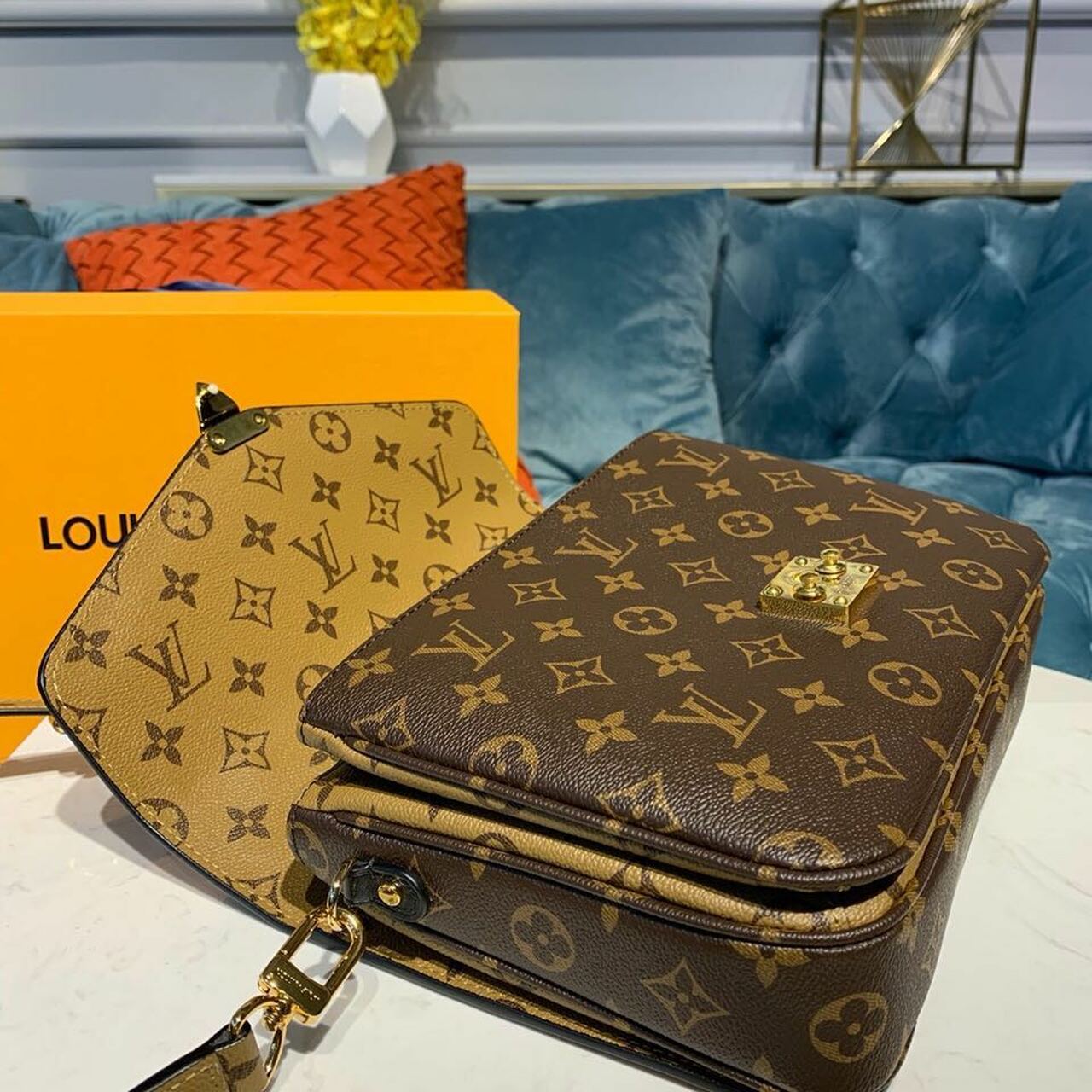 Louis Vuitton Pochette Metis Monogram Reverse Canvas For Women, Women’s Handbags, Shoulder And Crossbody Bags 9.8in/25cm