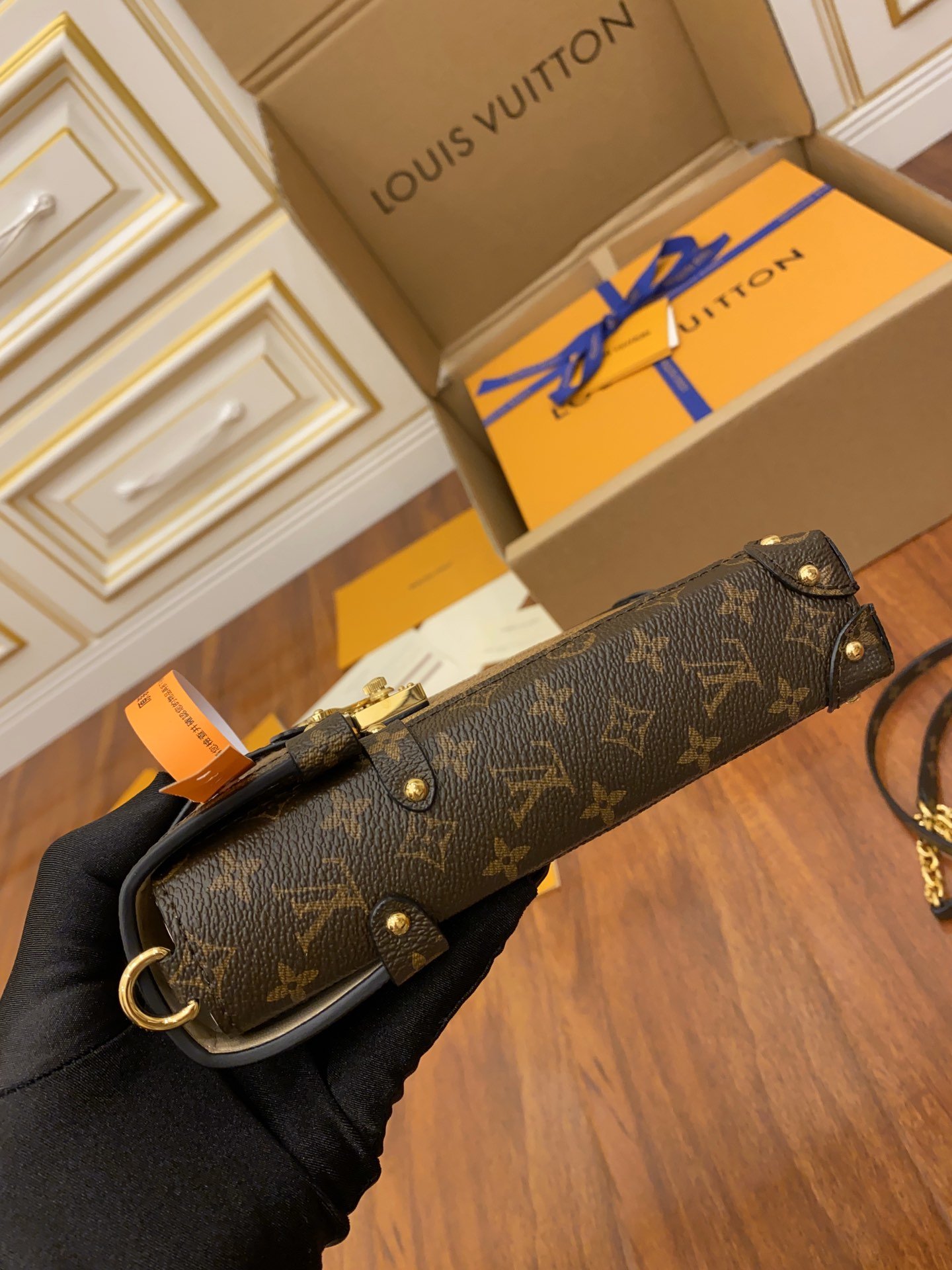 Louis Vuitton Pochette Trunk Verticale Monogram Reverse With Monogram Canvas For Women, Women’s Chain Wallet 6.9in/18cm