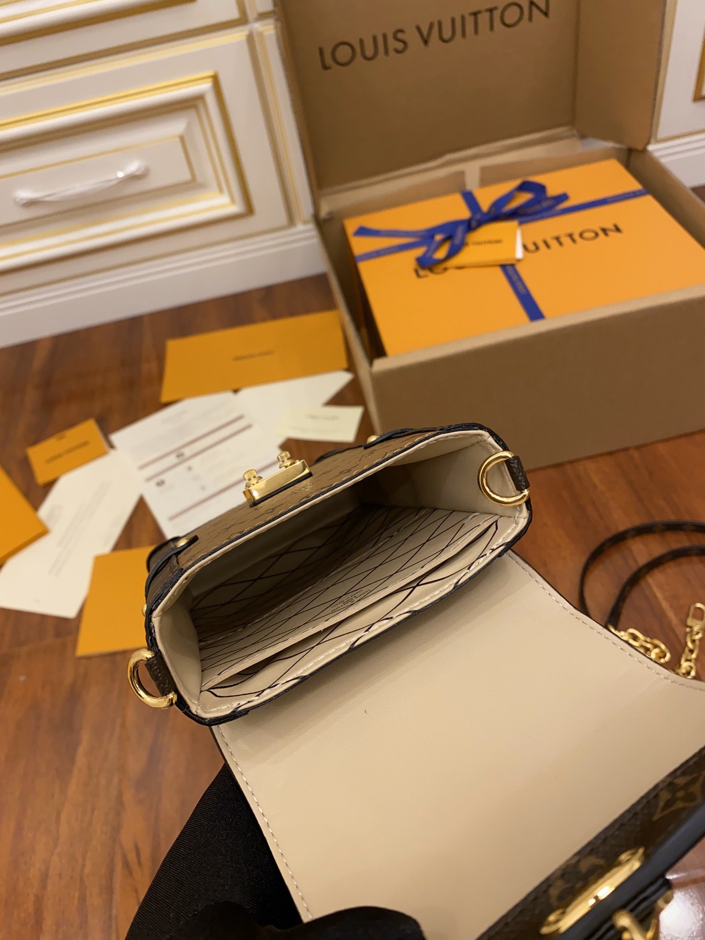 Louis Vuitton Pochette Trunk Verticale Monogram Reverse With Monogram Canvas For Women, Women’s Chain Wallet 6.9in/18cm
