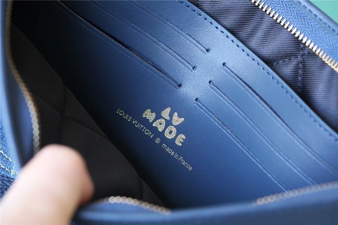Louis Vuitton Pochette Voyage MM Monogram Drip Blue By Nigo For Pre-Spring, Men’s Travel Accessories 27cm