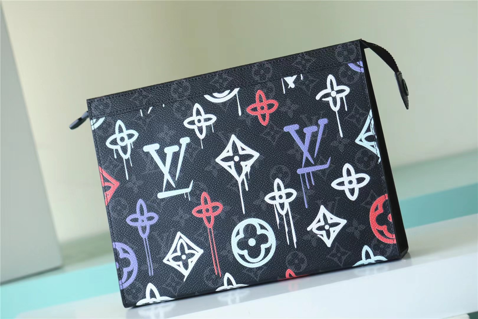 Louis Vuitton Pochette Voyage Monogram Pattern Black For Men 10.6in/27cm