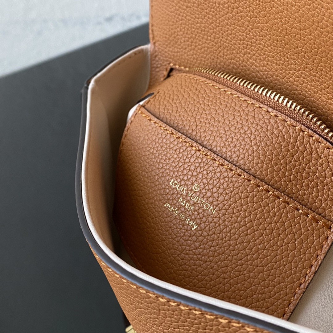 Louis Vuitton Point 9 Create By Nicolas Ghesquière With Monogram Flower 9.1in/22cm Brown For Women