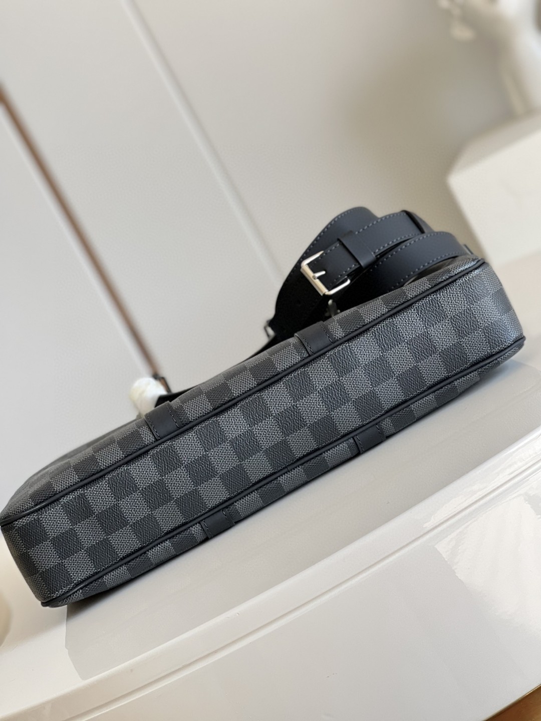 Louis Vuitton Porte Documents Voyage PM Damier Graphite Canvas For Men, Men’s Bags, Shoulder And Crossbody Bags 13.8in/35cm