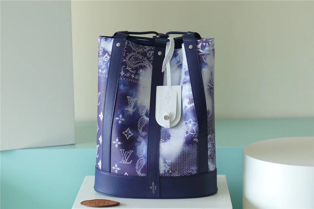 Louis Vuitton Randonee Messenger Monogram Stripes Blue For Men, Men’s Bags, Shoulder And Crossbody Bags 10.4in/26cm LV 