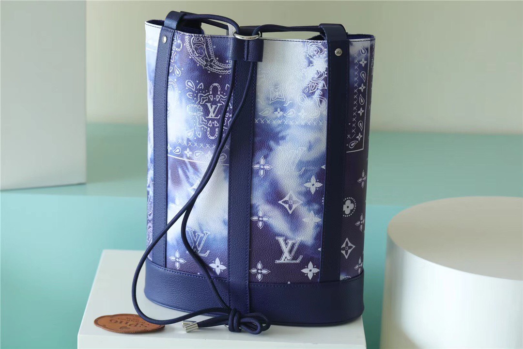 Louis Vuitton Randonee Messenger Monogram Stripes Blue For Men, Men’s Bags, Shoulder And Crossbody Bags 10.4in/26cm LV 