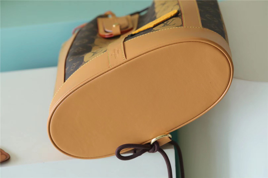 Louis Vuitton Randonee Messenger Monogram Stripes Brown For Men, Men’s Bags, Shoulder And Crossbody Bags 10.4in/26cm