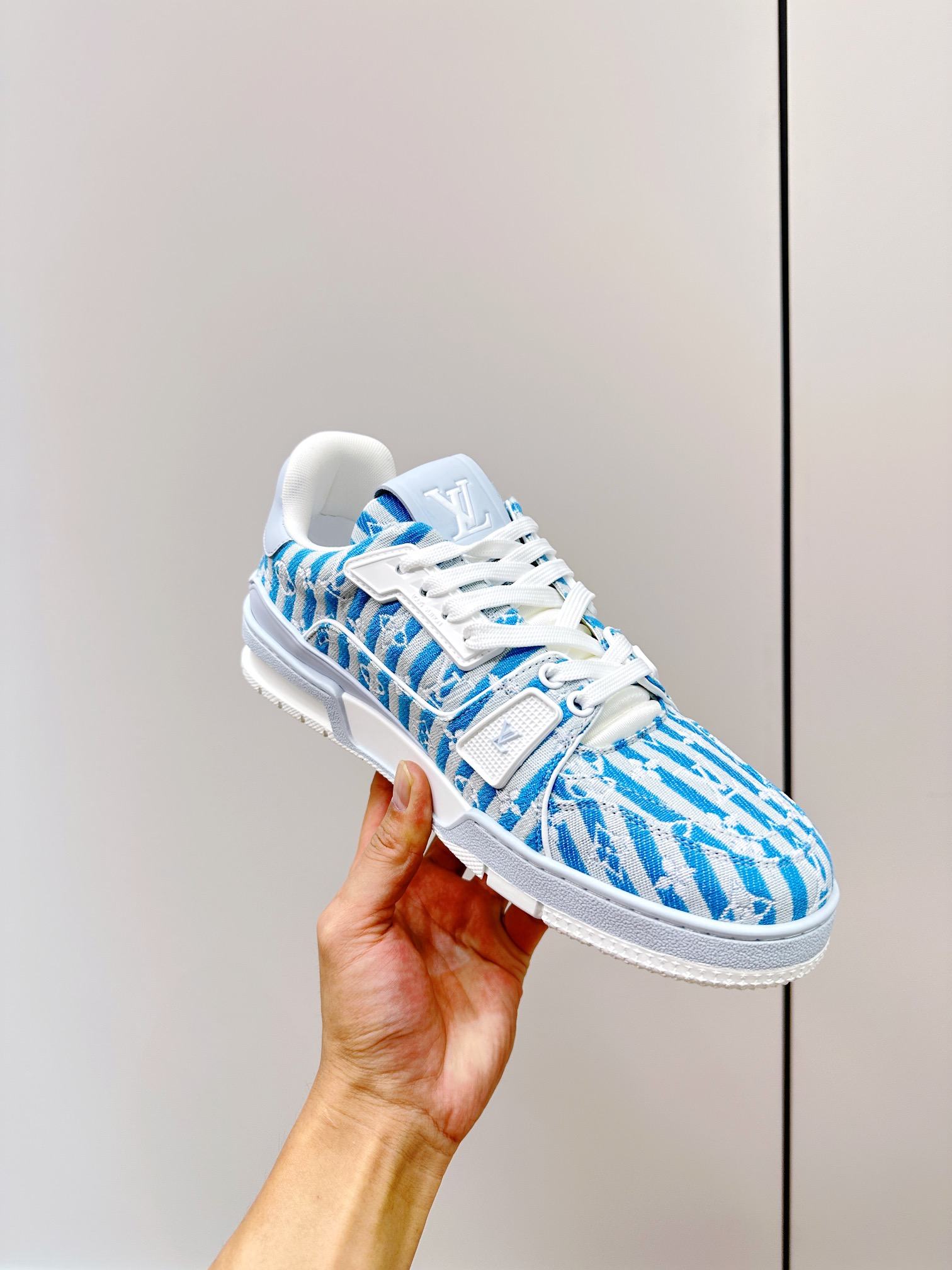 Louis Vuitton Retro Basketball Sneakers Blue For Women