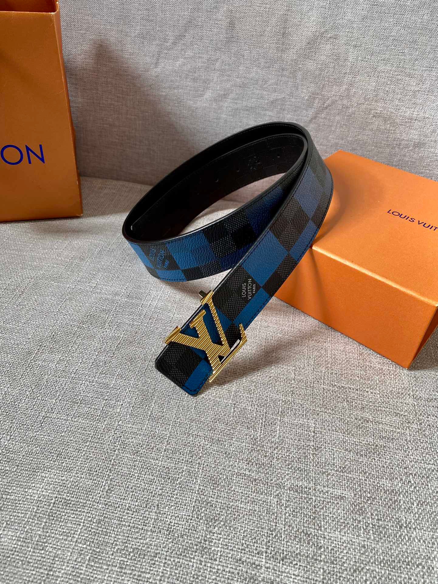 Louis Vuitton Reversible LV Belt Damier Graphite 3D Canvas Blue and Black LV Women Belt