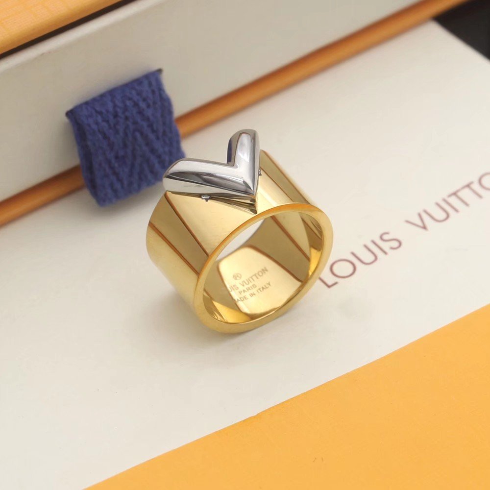 Louis Vuitton Ring