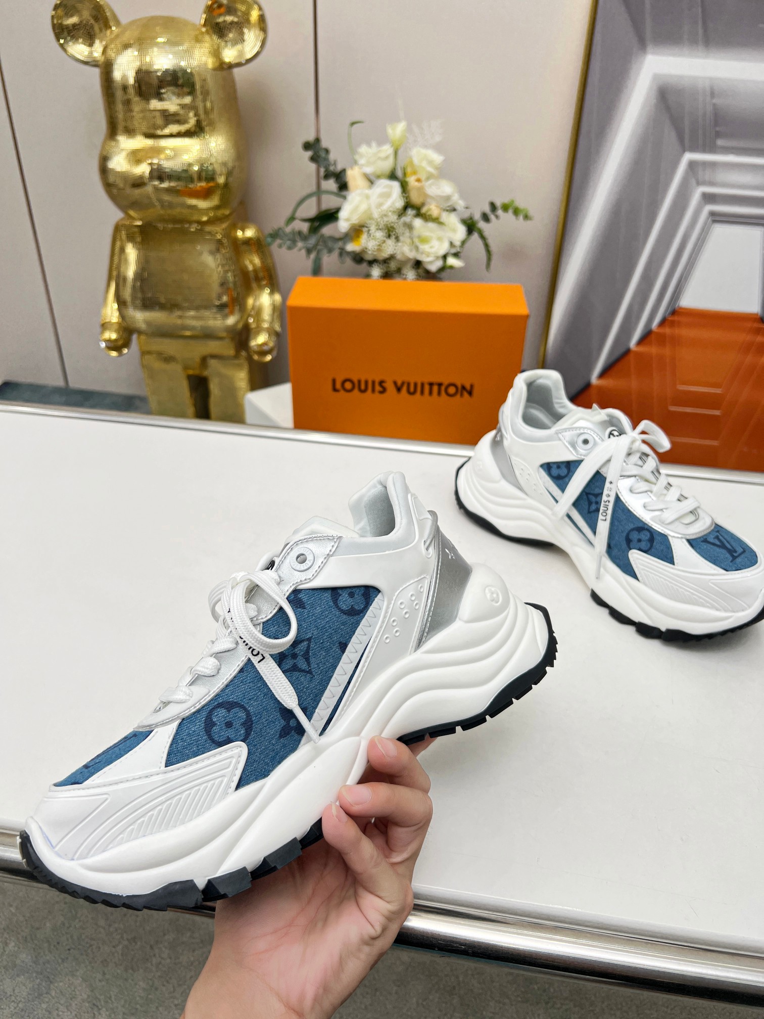 Louis Vuitton Run 55 Sneaker Blue For Women 1ABHQF