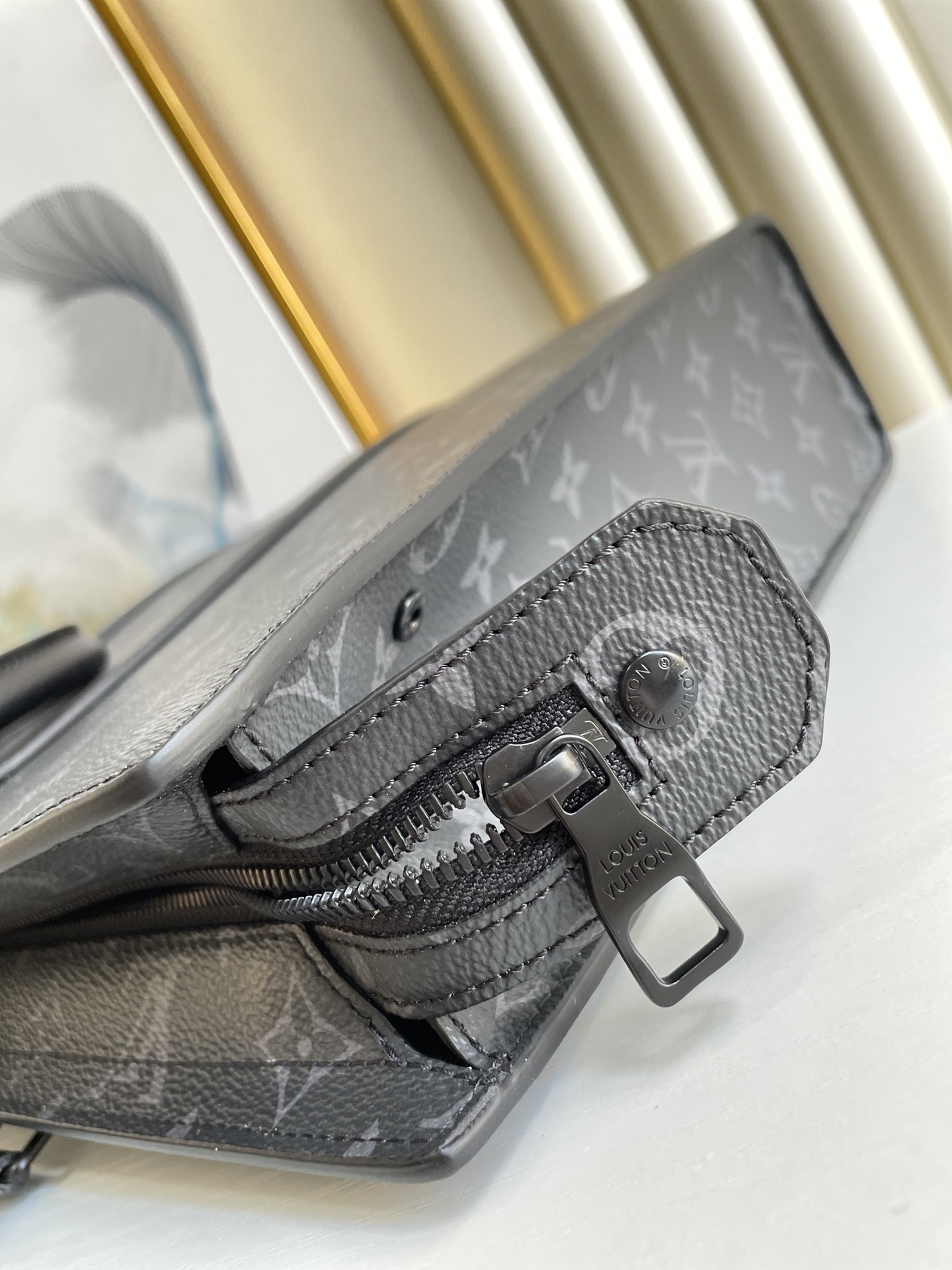 Louis Vuitton Sac Plat Horizontal Zippe Monogram Eclipse For Men, Men’s Bags, Shoulder And Crossbody Bags 15.4in/39cm