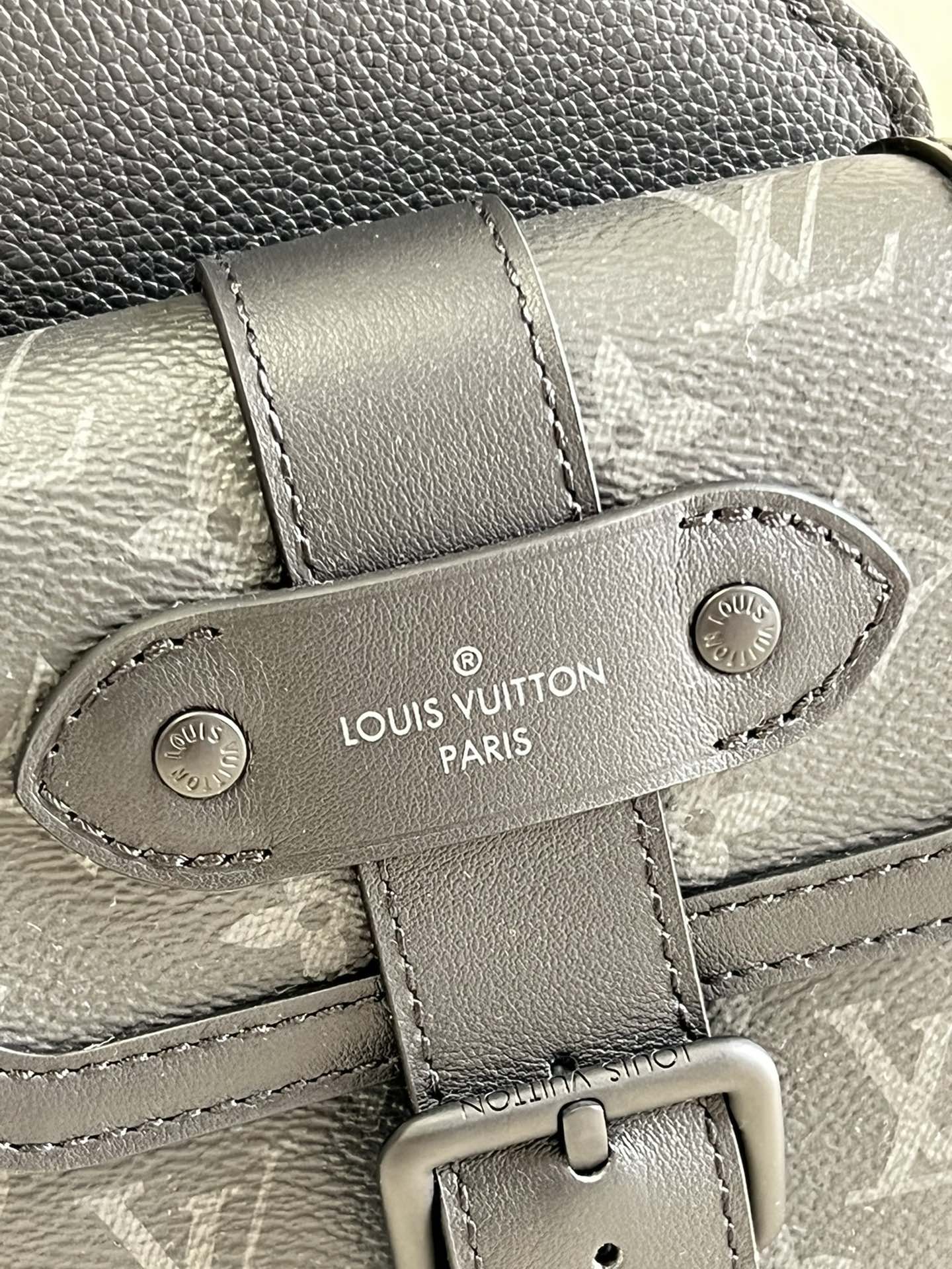 Louis Vuitton Saumur Slingbag Monogram Eclipse Black For Men, Men’s Bags, Crossbody Bags 7.1in/18cm