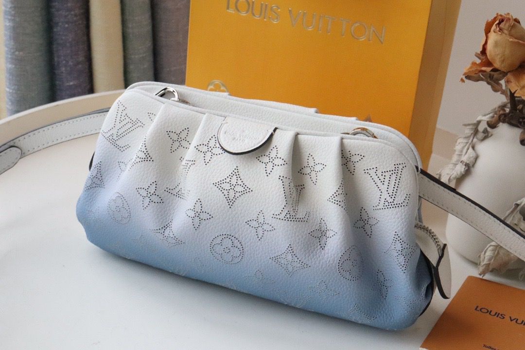 Louis Vuitton Scala Mini Pouch Mahina Gradient Blue For Women, Women’s Bags, Shoulder And Crossbody Bags 9.1in/23cm