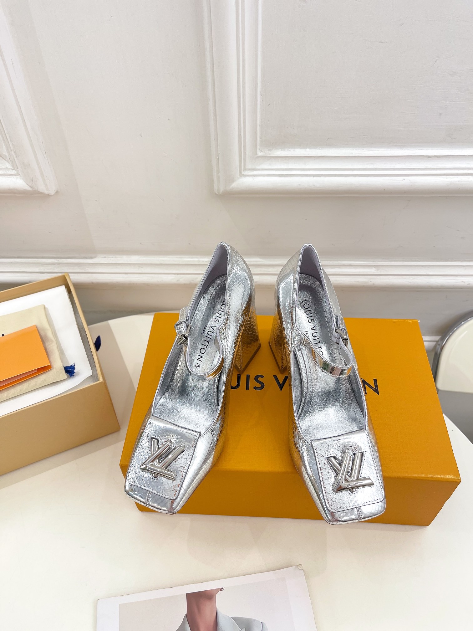 Louis Vuitton Shake Pump Silver For Women 8.5 cm / 3.3-inch