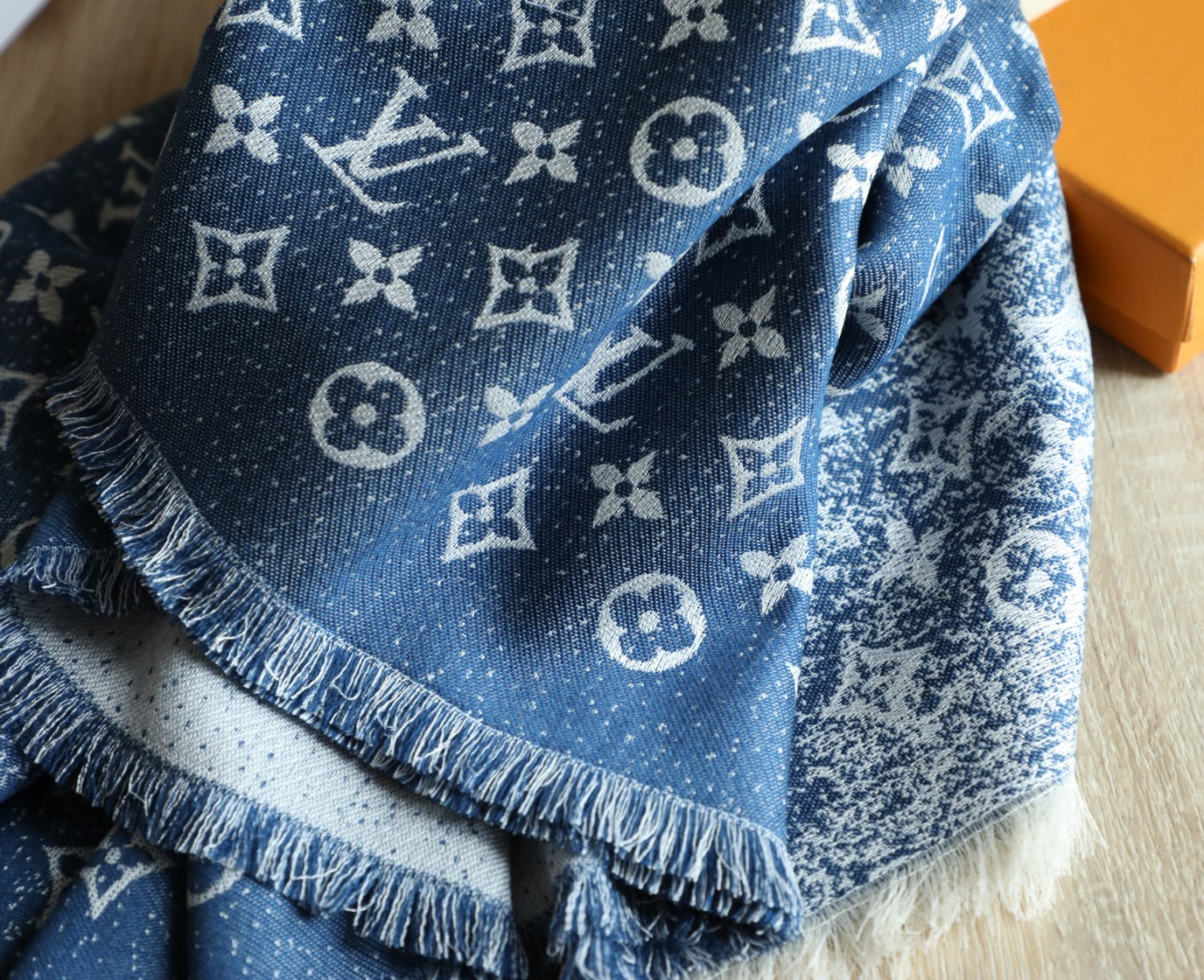 Louis Vuitton Silk Wool Square Navy Blue Scarf 140cm/55in