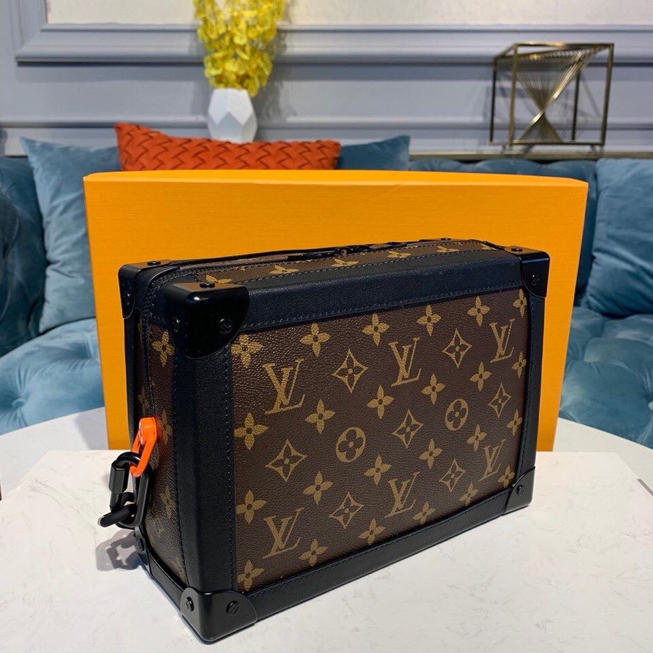 Louis Vuitton Soft Trunk Monogram Canvas For Women, Women’s Handbags, Shoulder And Crossbody Bags 9.4in/24cm LV
