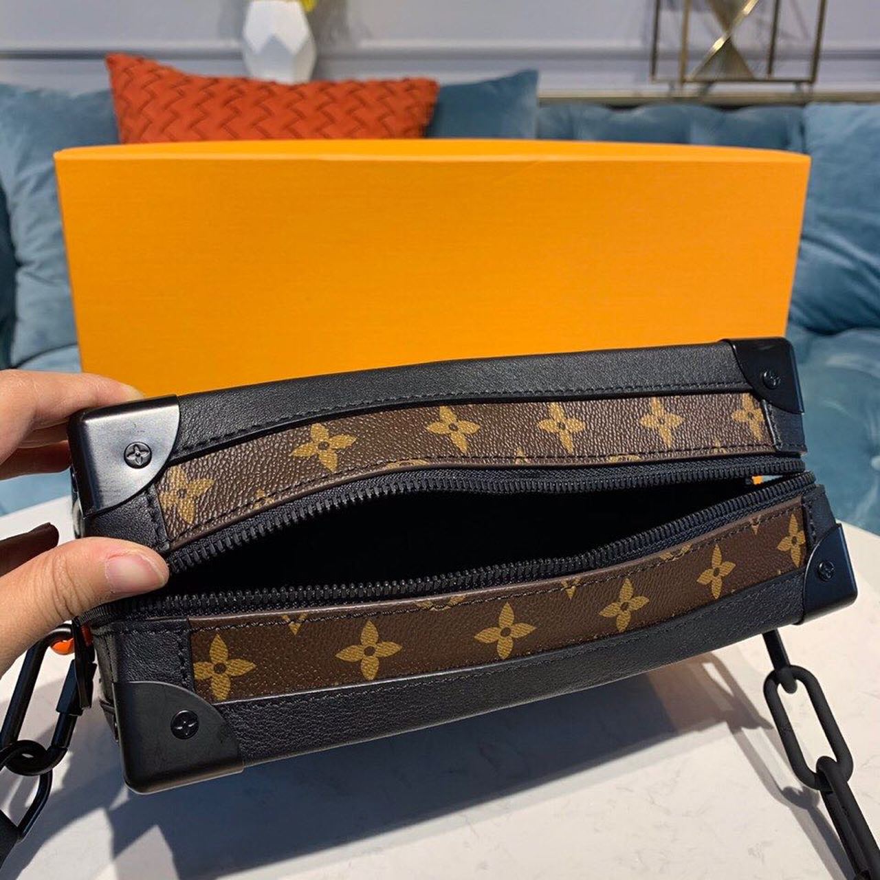 Louis Vuitton Soft Trunk Monogram Canvas For Women, Women’s Handbags, Shoulder And Crossbody Bags 9.4in/24cm LV