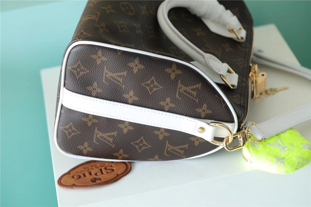 Louis Vuitton Speedy Bandoulière Bag 25 Classic Monogram Canvas For Women Brown 9.8in/25cm
